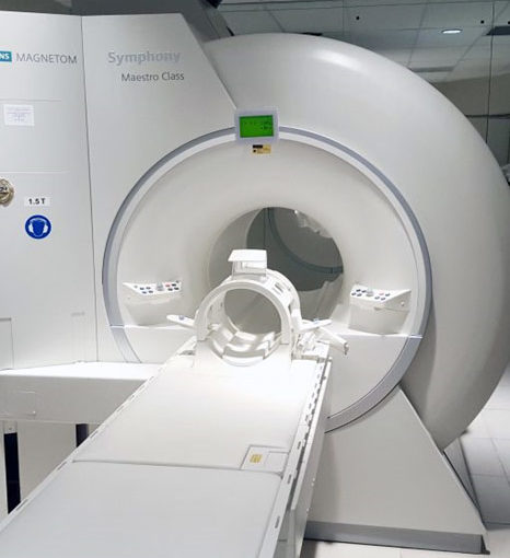 1.5 Tesla MRI System MAGNETOM SYMPHONY ( 4/8 CHANNEL )